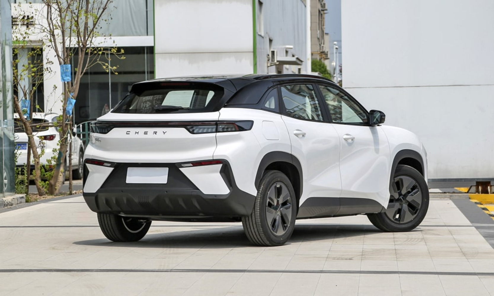 شيري-eq7-المربع-نت-2