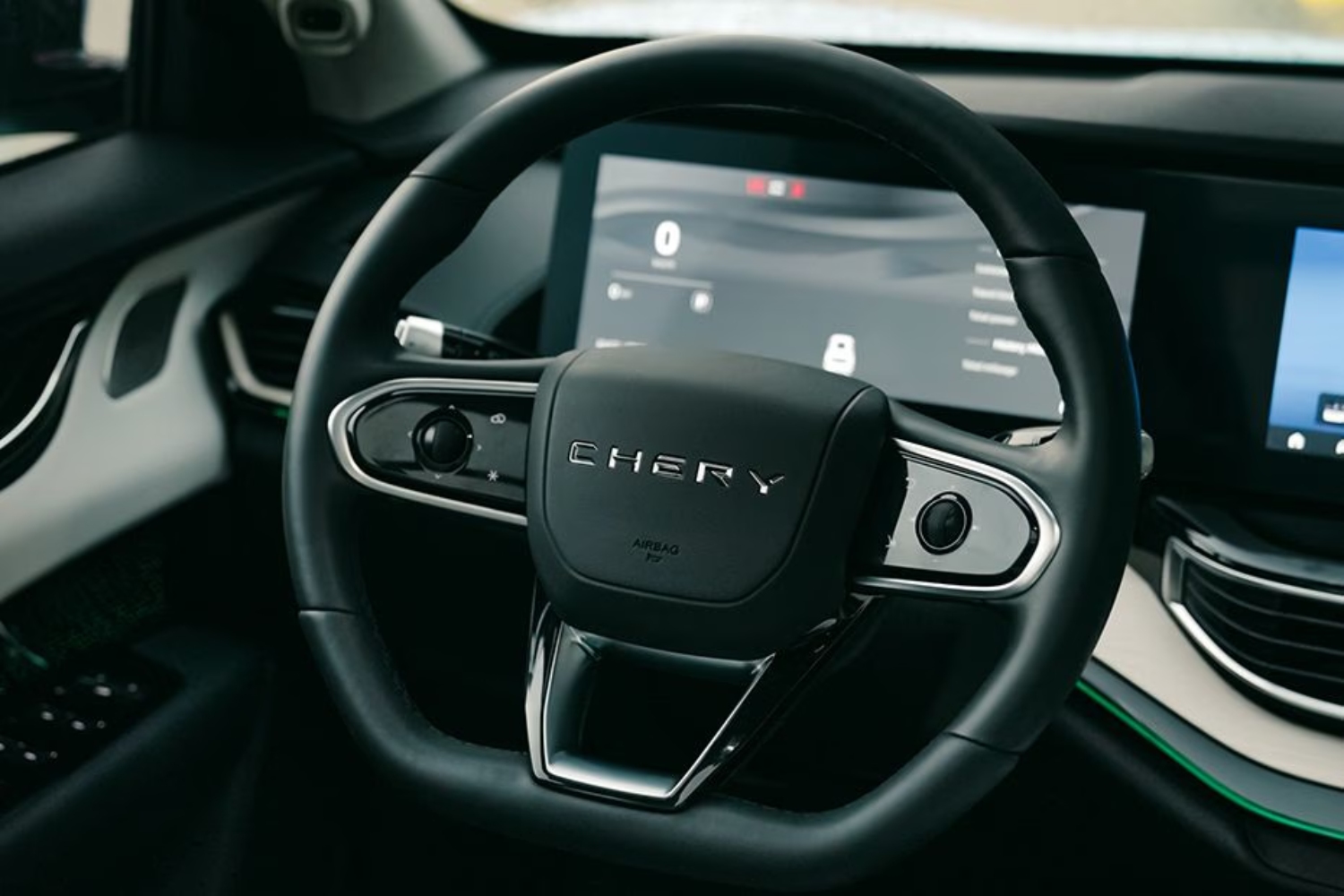 شيري-eq7-المربع-نت-44