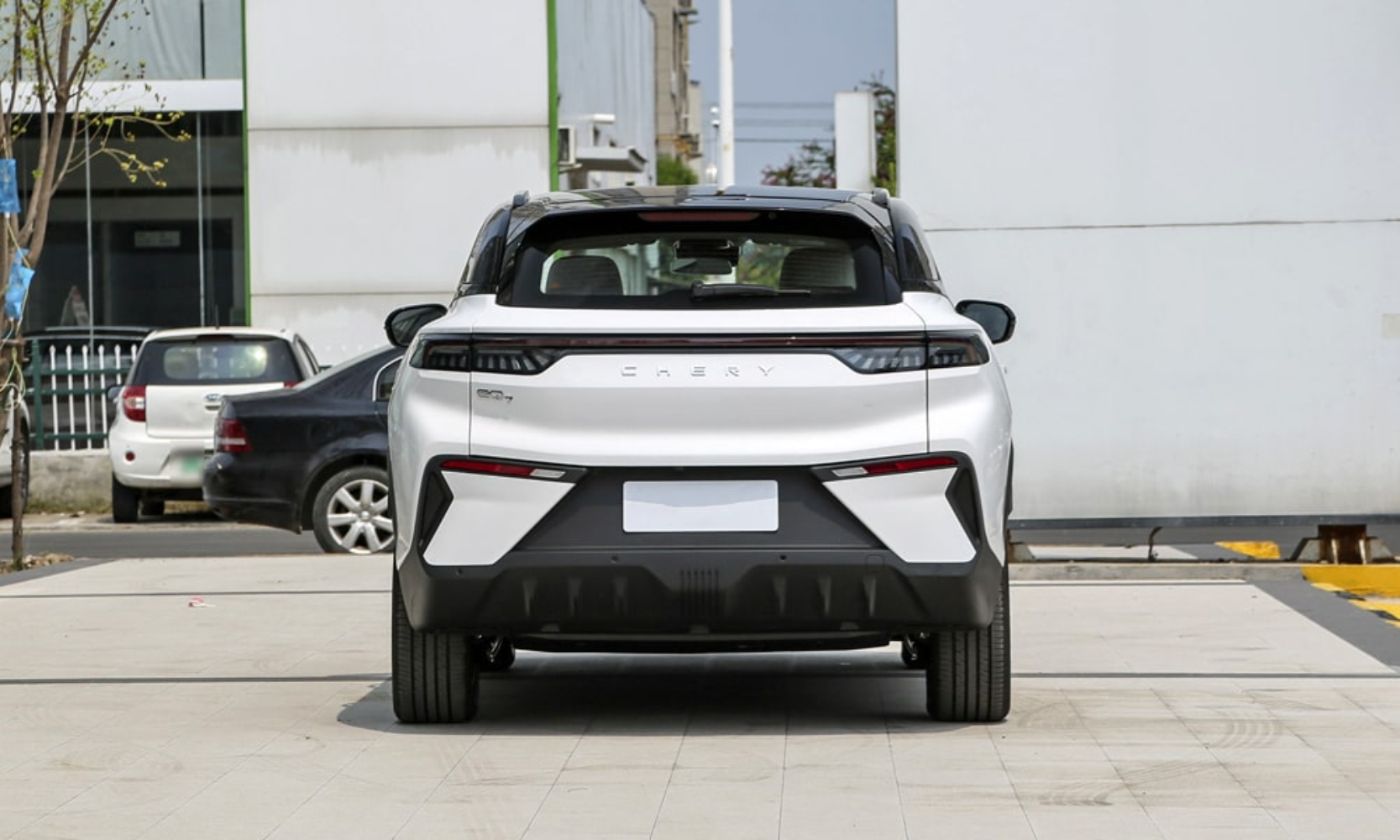 شيري-eq7-المربع-نت-5