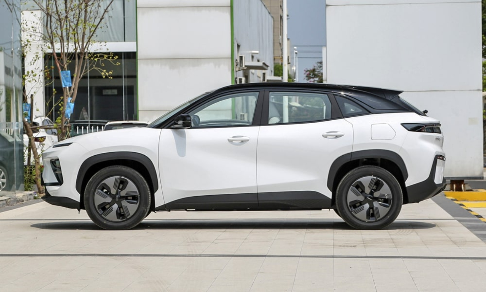 شيري-eq7-المربع-نت-7