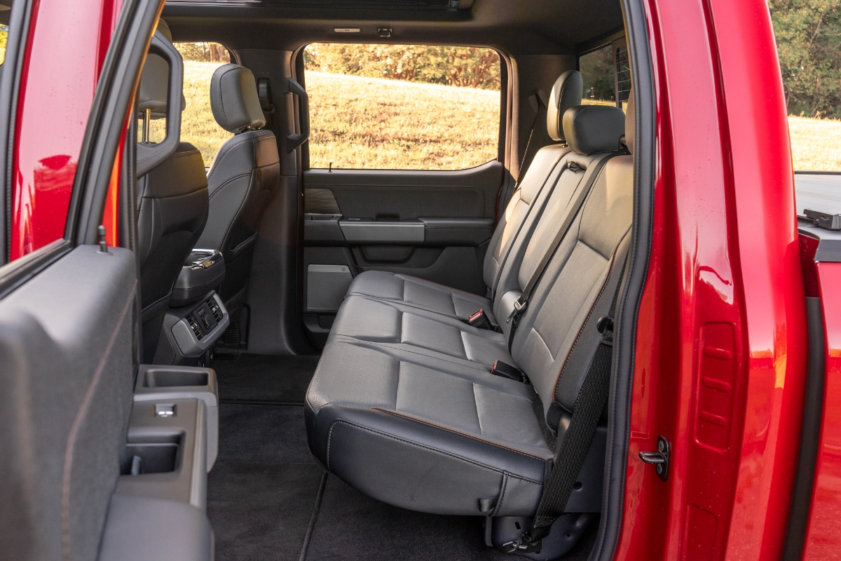 فورد-f150-لايتينينج-المربع-نت-11