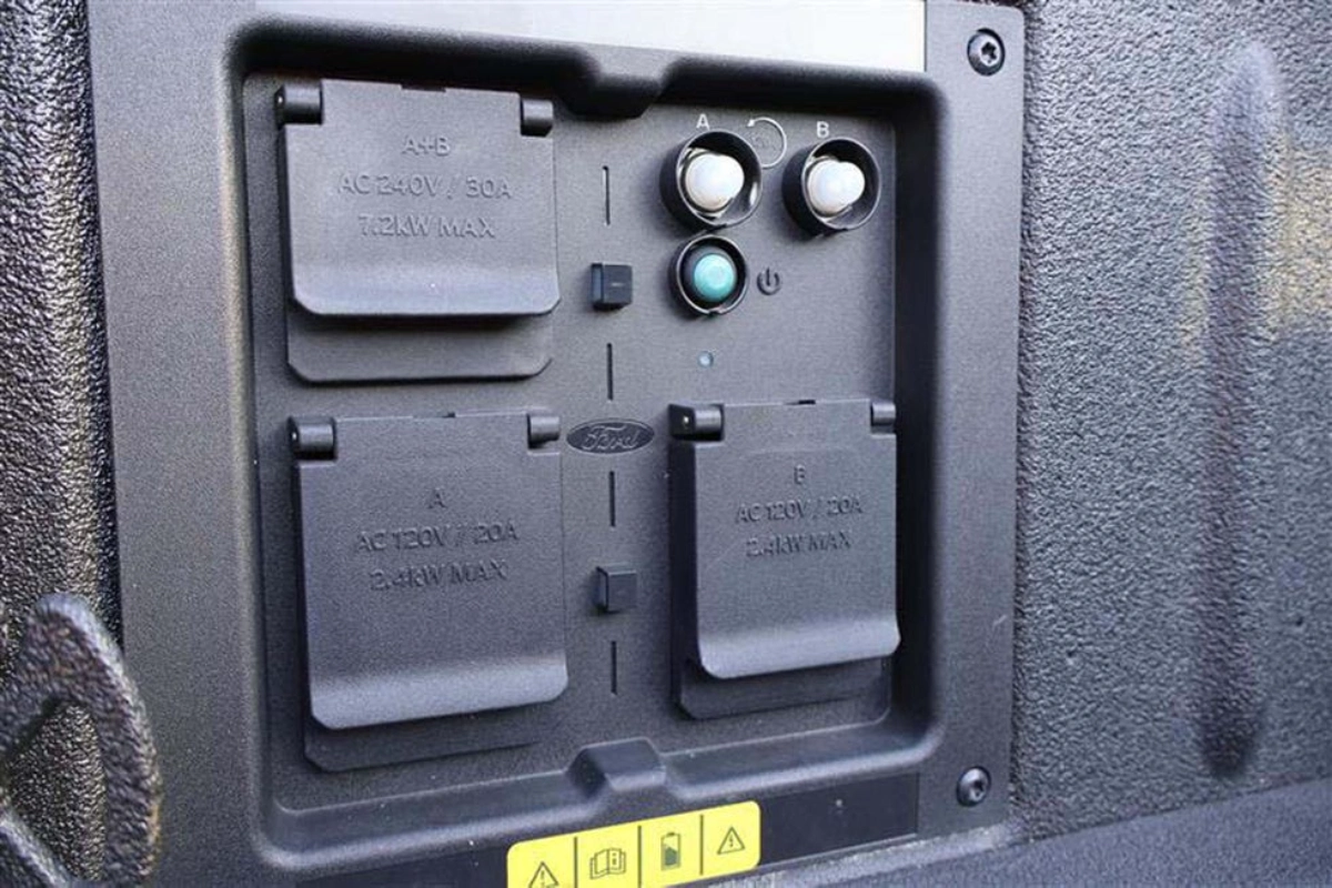 فورد-f150-لايتينينج-المربع-نت-29