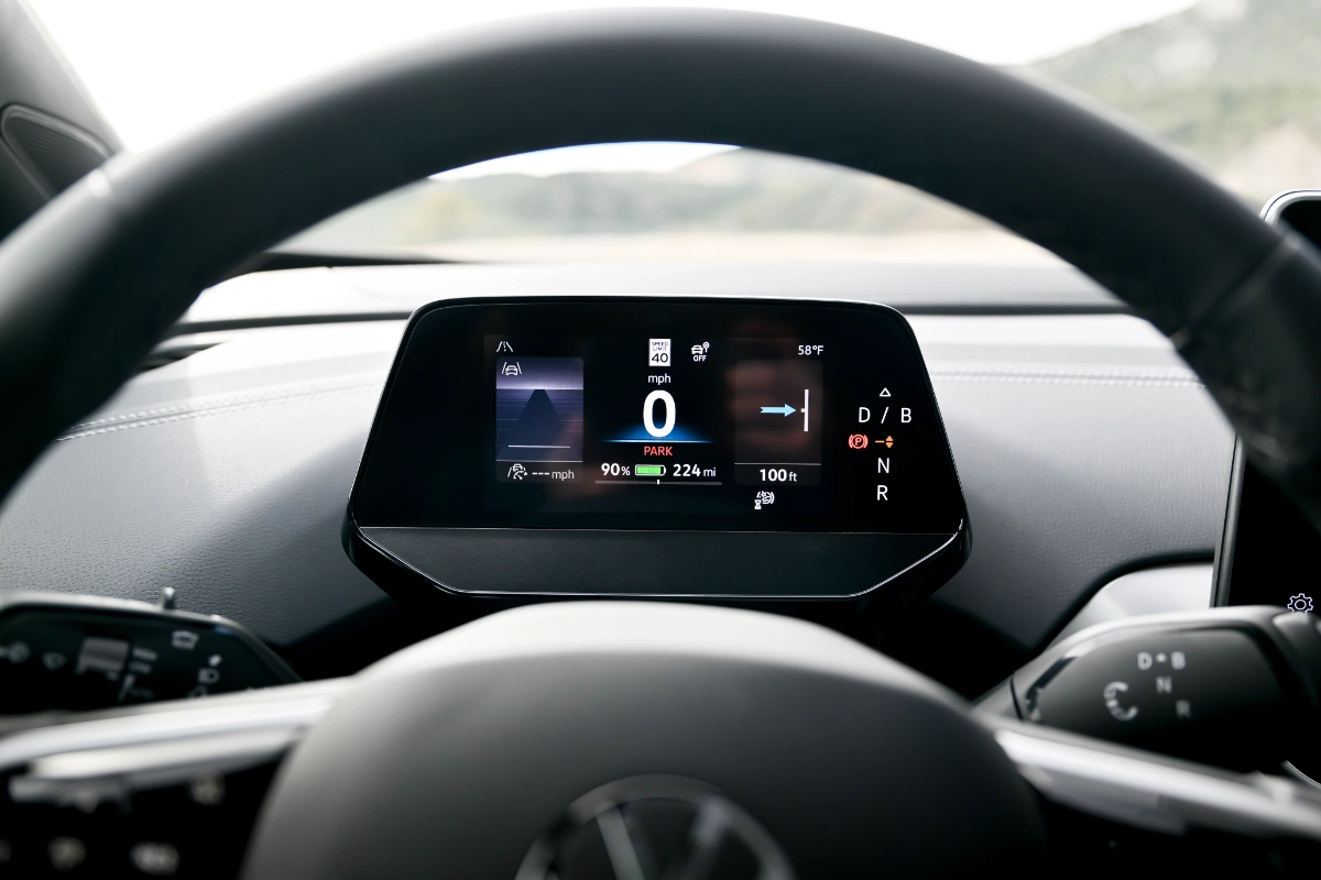 فولكس-واجن-id-4-2025-المربع-نت-14