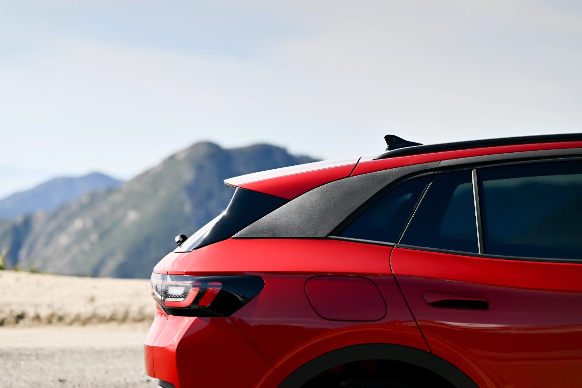 فولكس-واجن-id-4-2025-المربع-نت-27