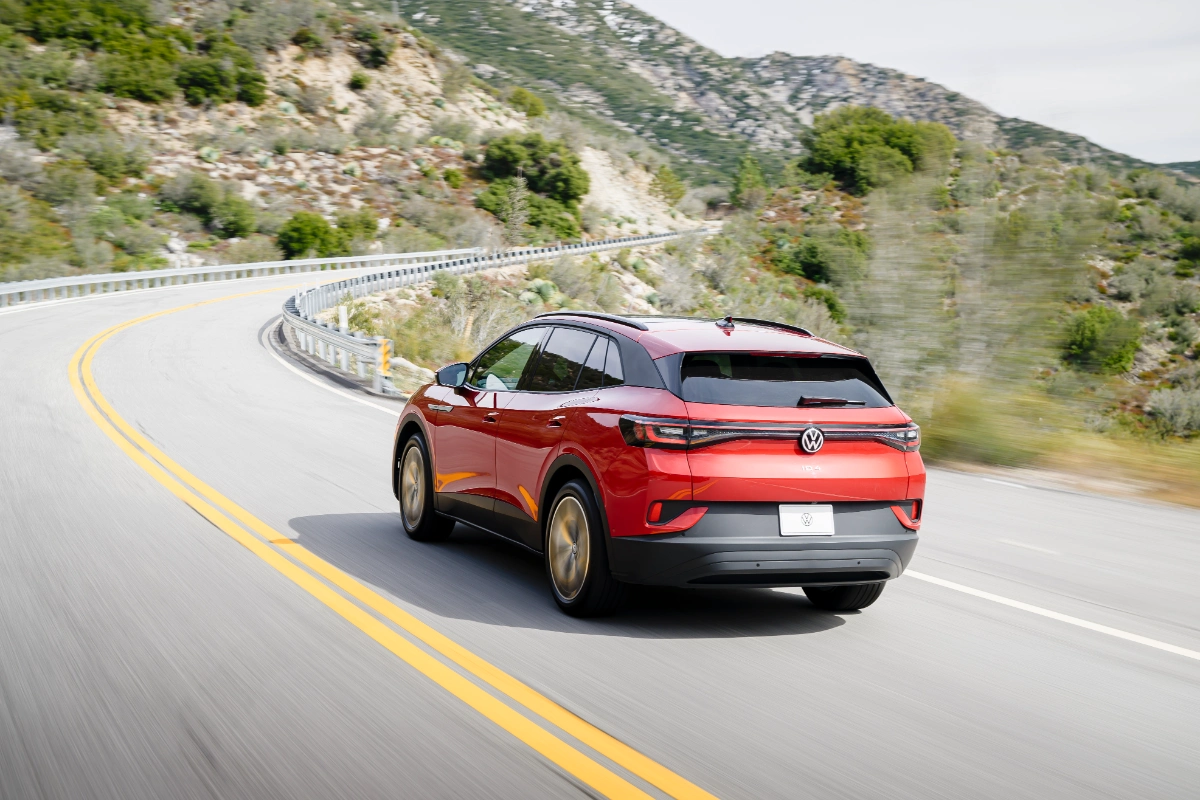 فولكس-واجن-id-4-2025-المربع-نت-28