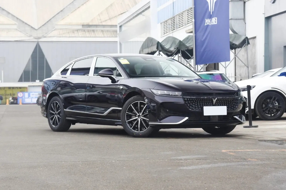 فويا-باشن-المربع-نت-13