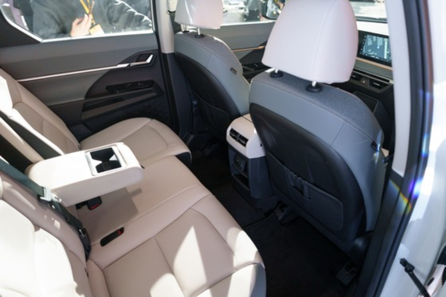 كي جي ام موسو EV 2025 7