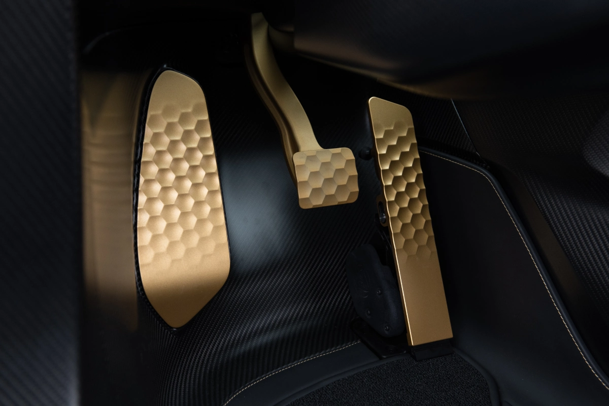 لوتس-ايفايا-المربع-نت-21