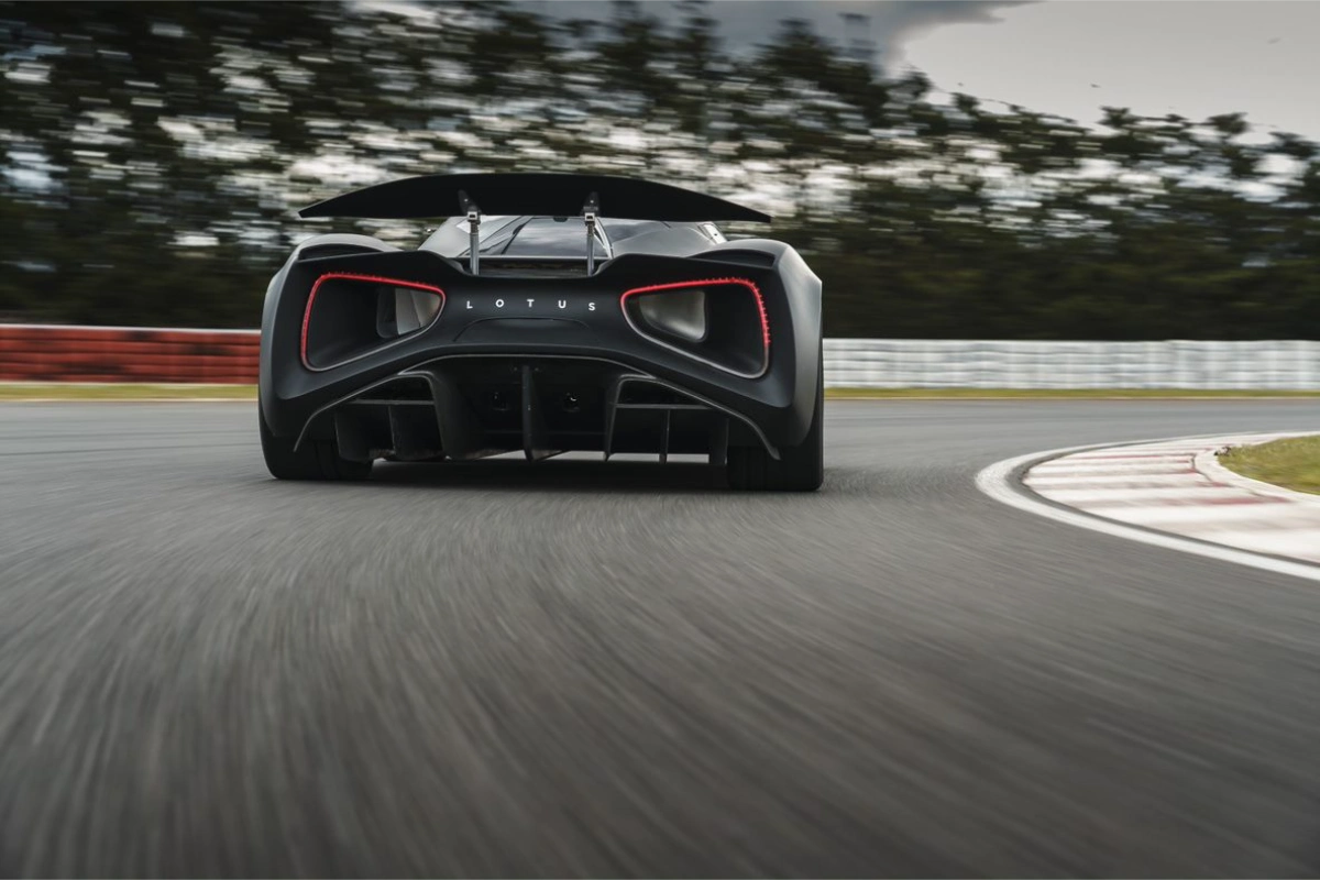 لوتس-ايفايا-المربع-نت-26