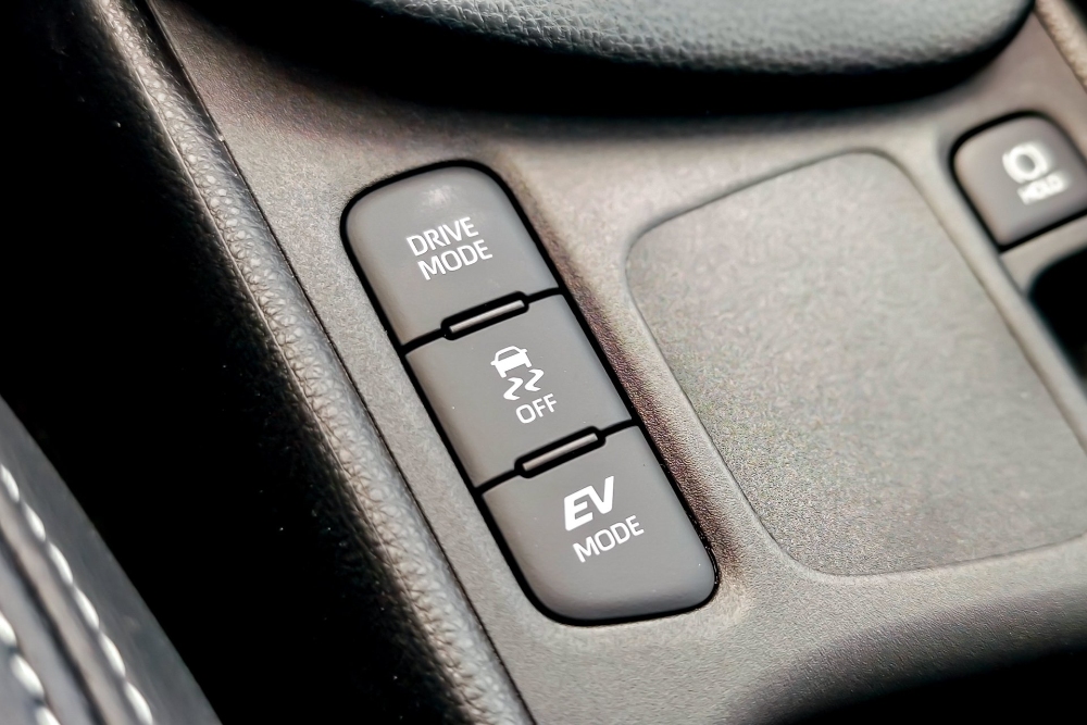 مازدا-2-هايبرد-المربع-نت-19