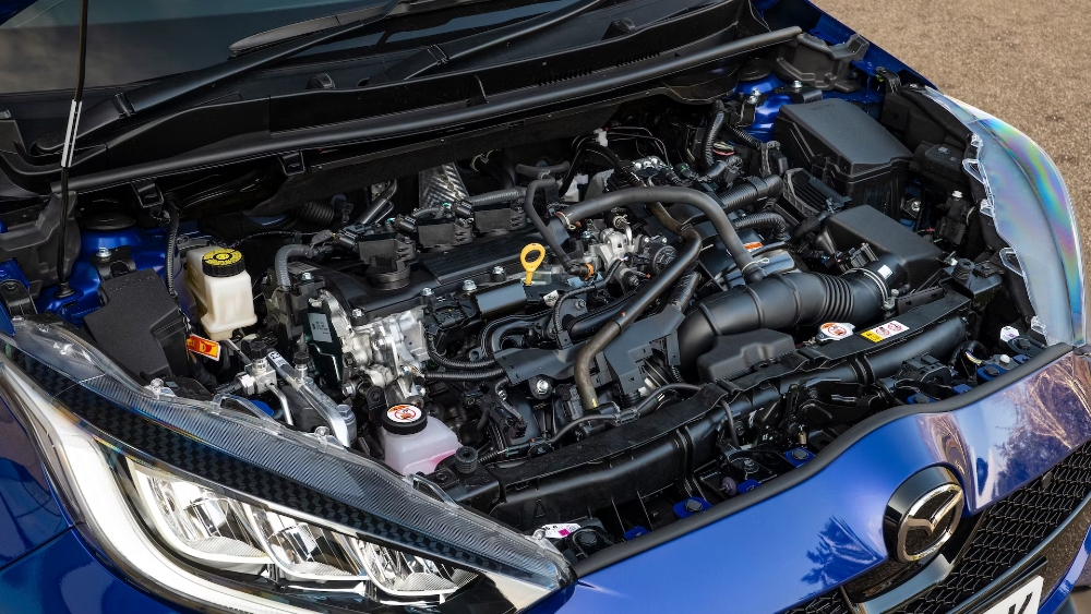 مازدا-2-هايبرد-المربع-نت-30