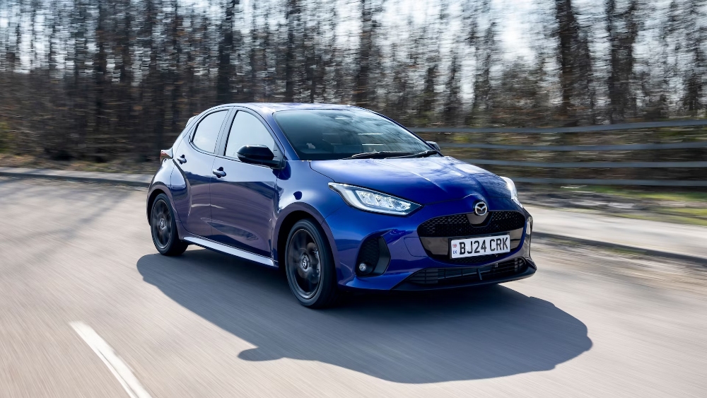 مازدا-2-هايبرد-المربع-نت-31