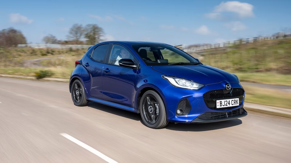 مازدا-2-هايبرد-المربع-نت-4