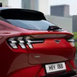 موستانج-ماك-e-المربع-نت-25