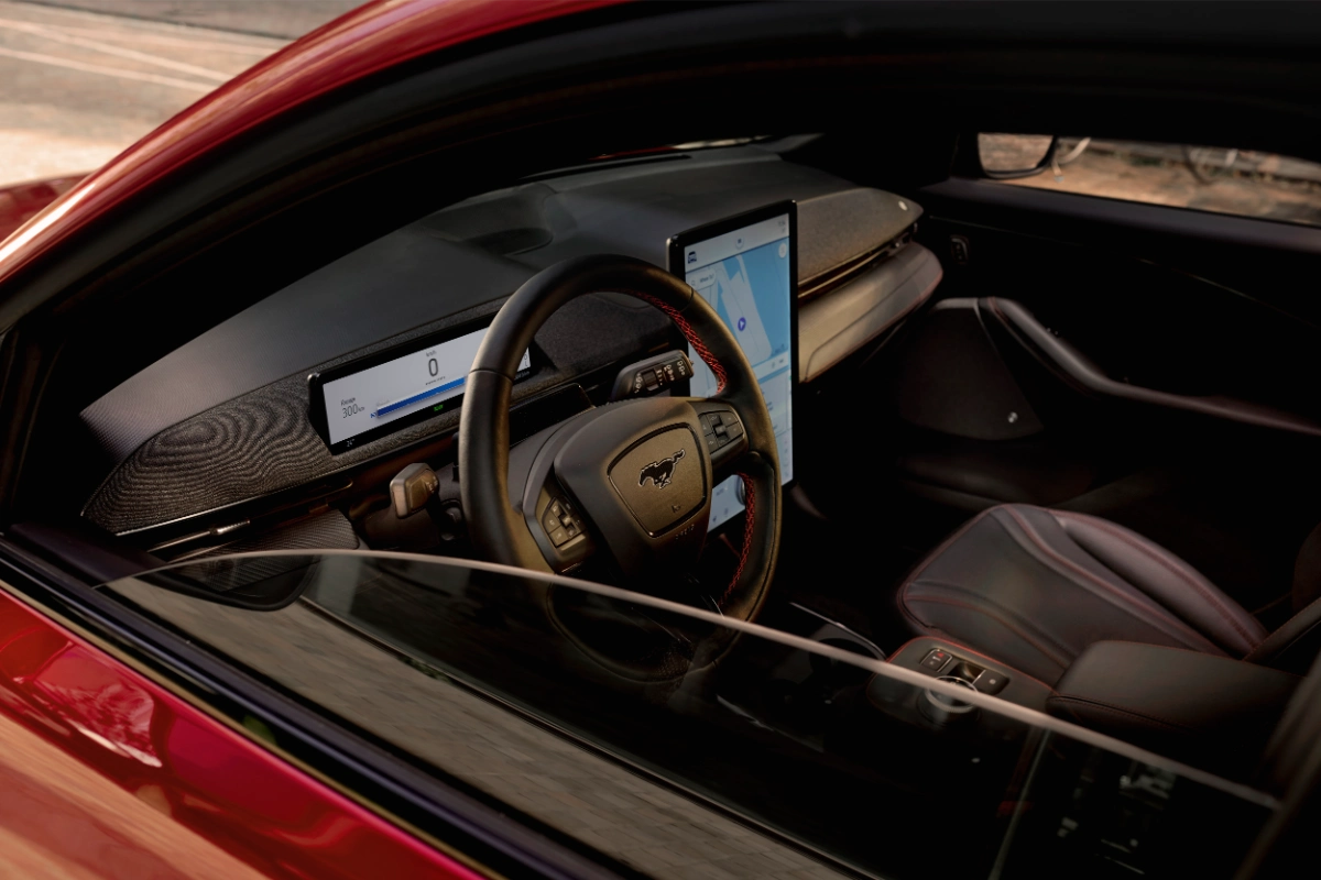 موستانج-ماك-e-المربع-نت-4