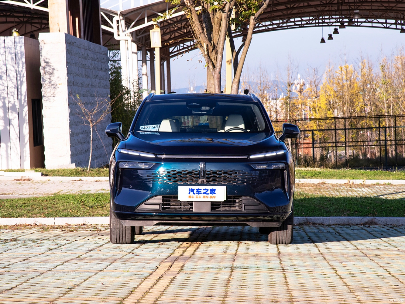 واي WEY 03 2025 الجديدة.. SUV هجينة بمدى كهربائي 130 كم وقوة 383 حصان واي WEY 03 2025 1