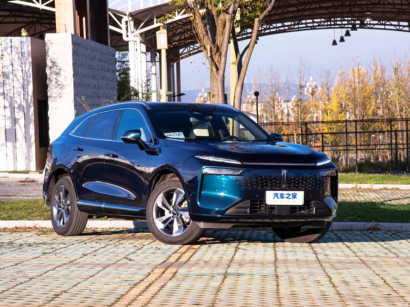 واي WEY 03 2025 الجديدة.. SUV هجينة بمدى كهربائي 130 كم وقوة 383 حصان واي WEY 03 2025 2