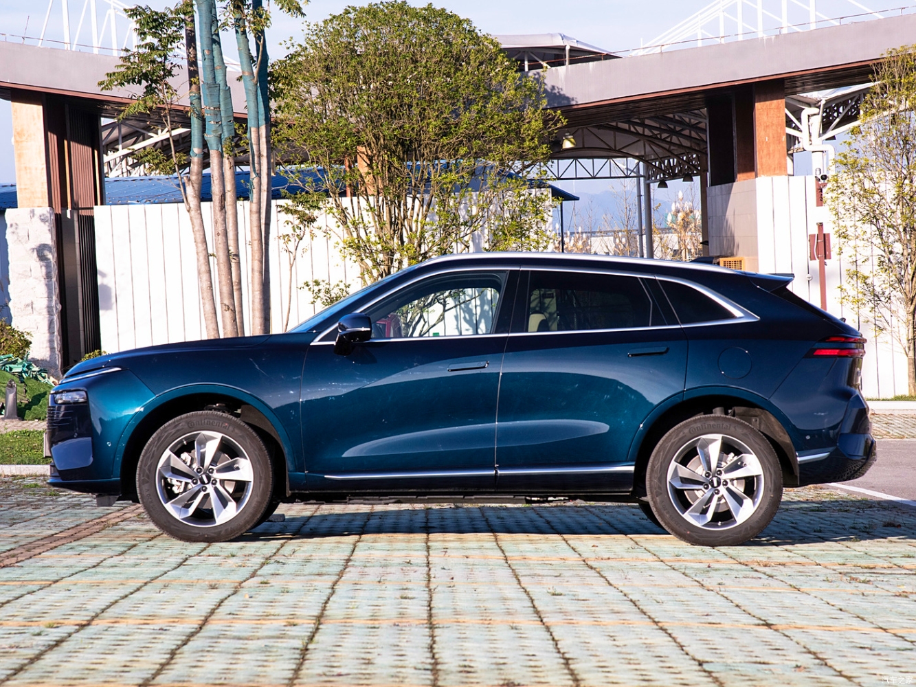 واي WEY 03 2025 الجديدة.. SUV هجينة بمدى كهربائي 130 كم وقوة 383 حصان واي WEY 03 2025 4