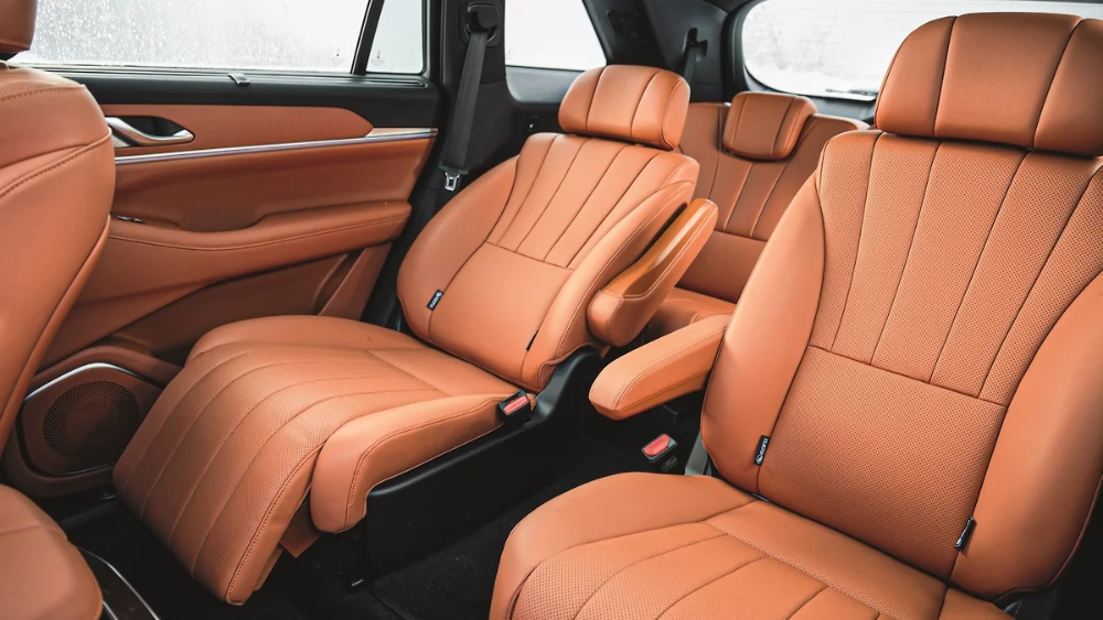 سعر واي WEY 07 2025.. ومواصفات مذهلة تُدهش عشاق السيارات الهجينة سعر واي WEY 07 2025 10