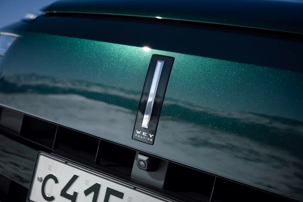 سعر واي WEY 07 2025.. ومواصفات مذهلة تُدهش عشاق السيارات الهجينة سعر واي WEY 07 2025 15