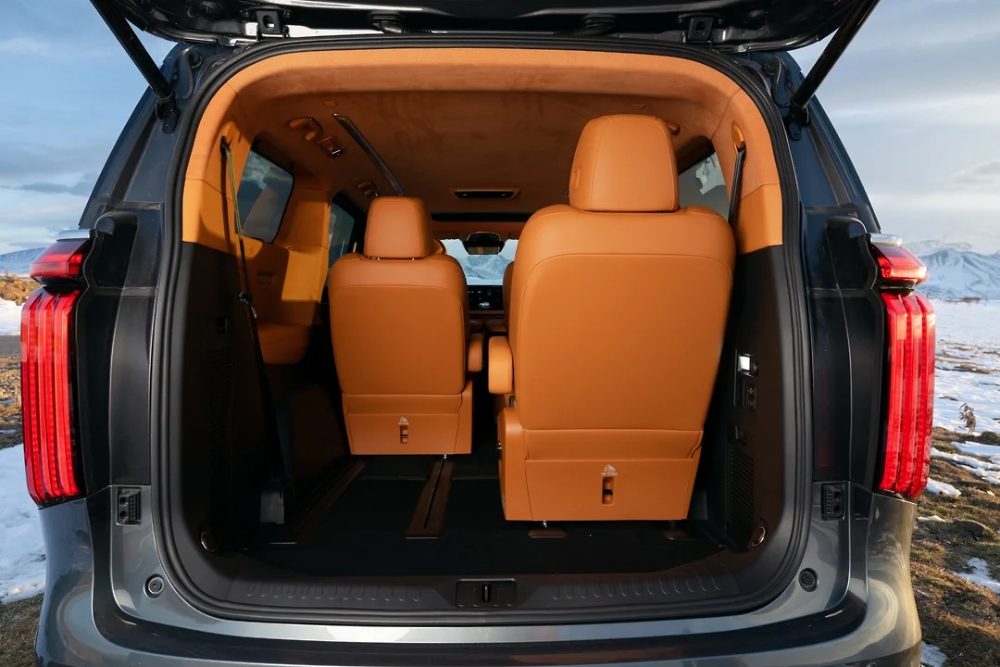 واي WEY 80 2025.. ميني فان هجينة بقوة 487 حصان ومدى كهربائي 183 كم واي WEY 80 2025 12