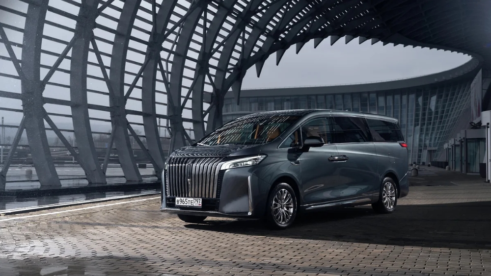 واي WEY 80 2025.. ميني فان هجينة بقوة 487 حصان ومدى كهربائي 183 كم واي WEY 80 2025 14