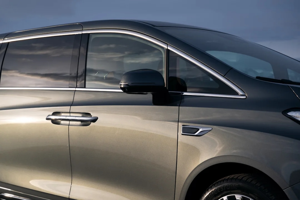 واي WEY 80 2025.. ميني فان هجينة بقوة 487 حصان ومدى كهربائي 183 كم واي WEY 80 2025 28