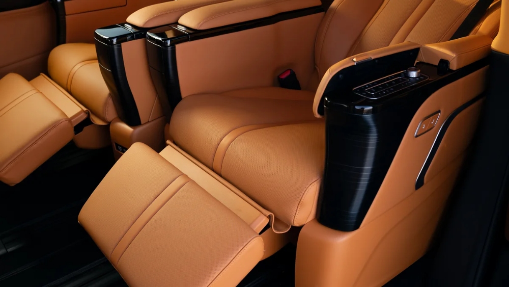 واي WEY 80 2025.. ميني فان هجينة بقوة 487 حصان ومدى كهربائي 183 كم واي WEY 80 2025 43