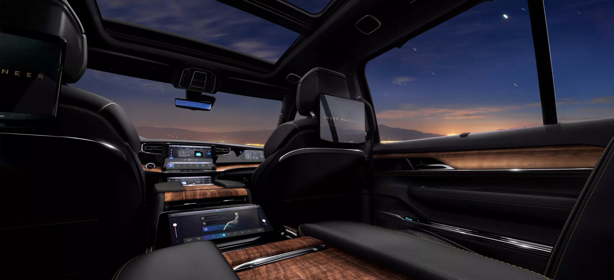 جيب تكشف الستار عن جراند واجونير 2026 فيس ليفت بأقوى محرك في تاريخ الموديل جيب تكشف الستار عن جراند واجونير 2026 فيس ليفت بأقوى محرك في تاريخ الموديل 2