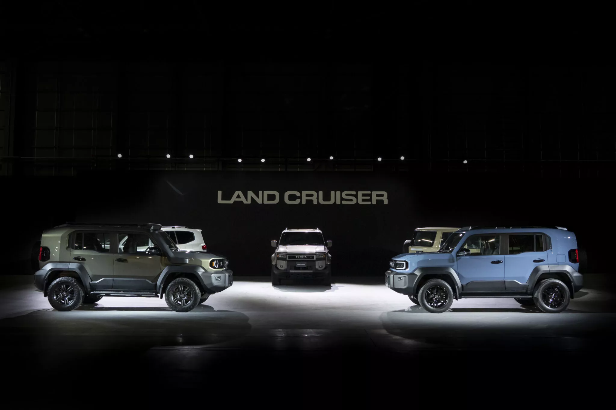 تويوتا تكشف الستار عن لاندكروزر FJ الجديدة "برادو المصغّرة" وهذه أهم المواصفات 23