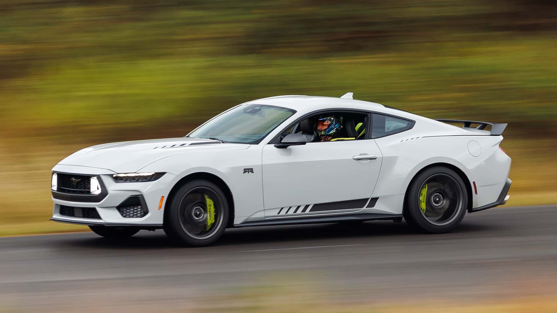 فورد موستانج 2026 تحصل على إصدار RTR لعشاق الدريفت فورد موستانج 2026 تحصل على إصدار RTR لعشاق الدريفت 14