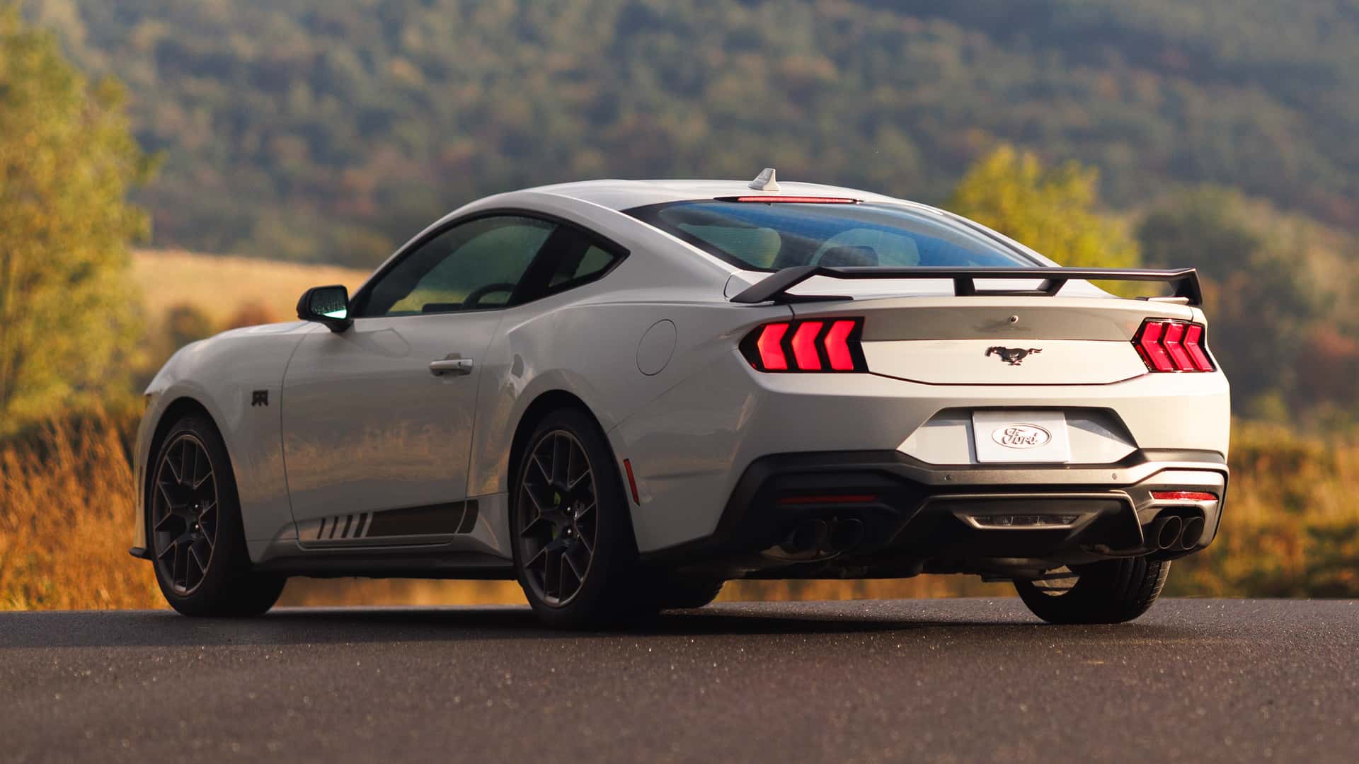 فورد موستانج 2026 تحصل على إصدار RTR لعشاق الدريفت فورد موستانج 2026 تحصل على إصدار RTR لعشاق الدريفت 19