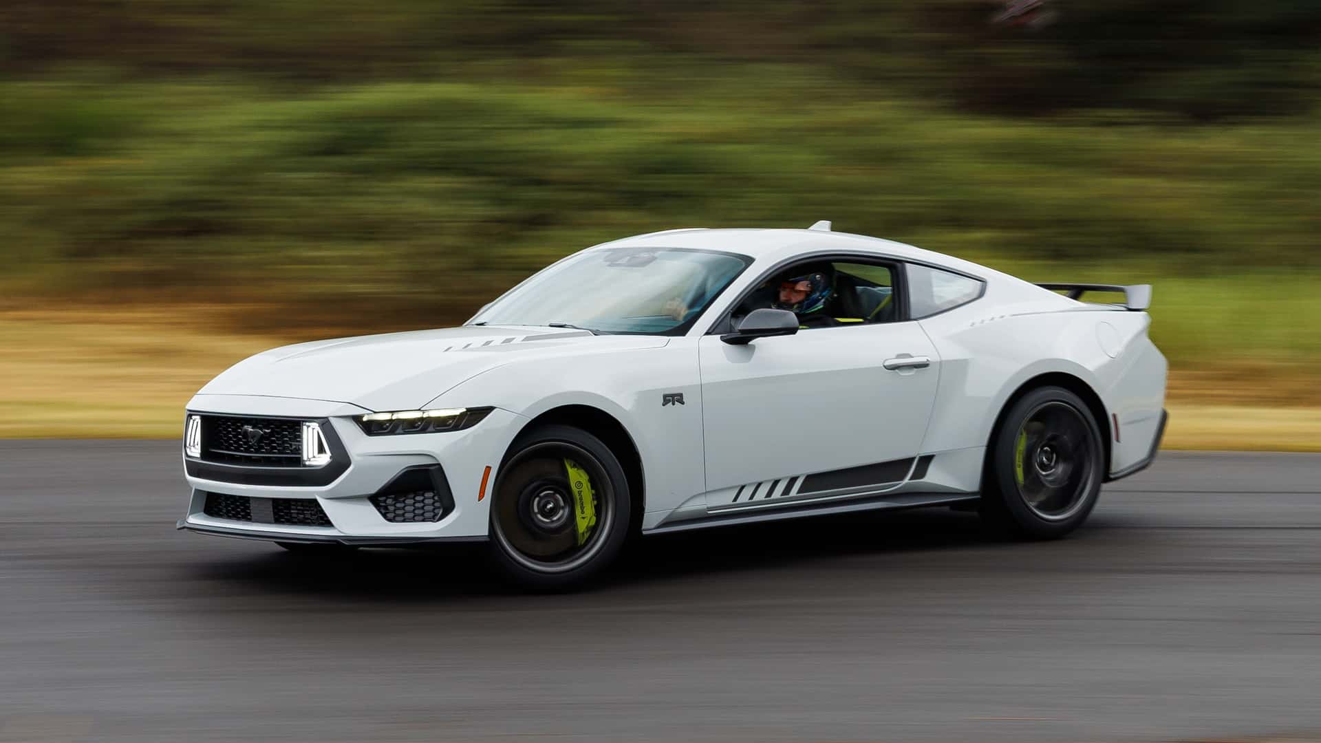 فورد موستانج 2026 تحصل على إصدار RTR لعشاق الدريفت فورد موستانج 2026 تحصل على إصدار RTR لعشاق الدريفت 11