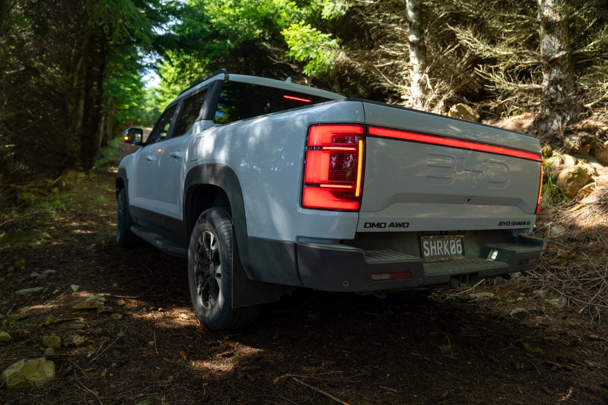 BYD شارك 6 2026 الجديدة تصل السوق السعودي.. المواصفات والصور BYD شارك 6 2026 14