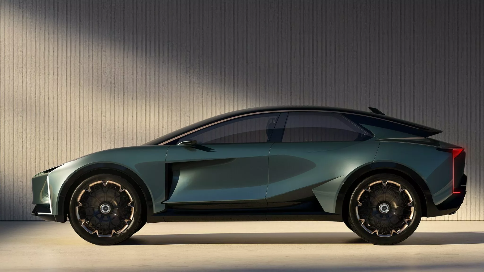 لكزس تدهش الزوار في معرض التنقل الياباني بسيارة فان بست عجلات، وكروس أوفر جريئة، وسيارة بمقعد واحد! 6