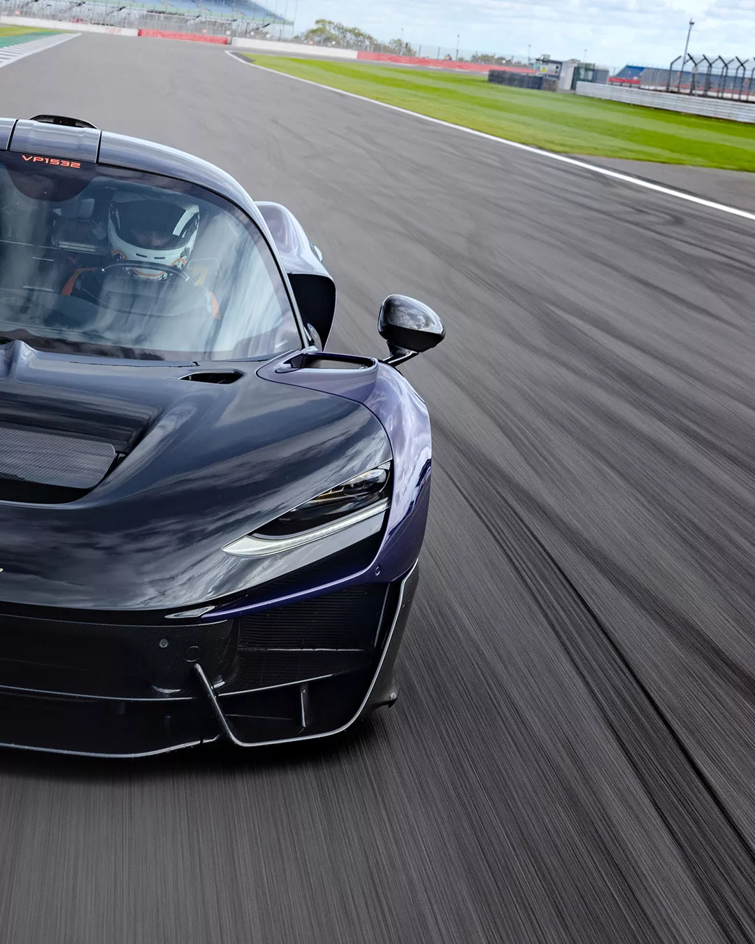 مكلارين تختبر الهايبركار W1، خليفة P1 الأسطورية، في أصعب الحلبات العالمية 7