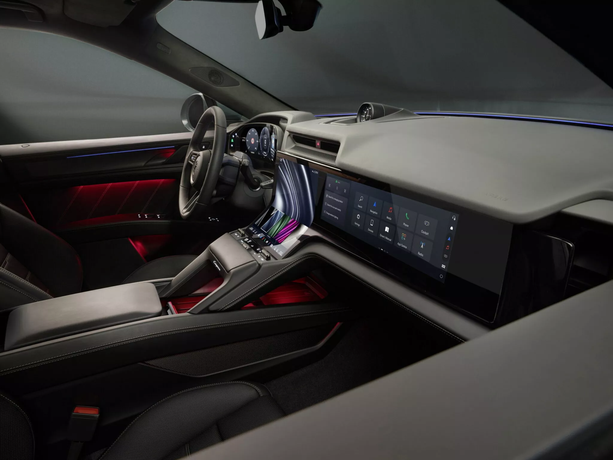 بورش تكشف مقصورة كايين الكهربائية بأربع شاشات ضخمة 6