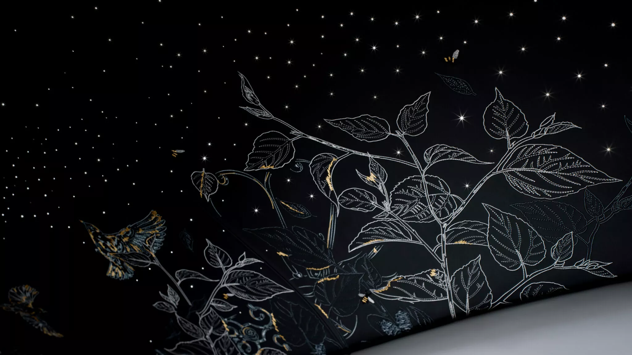 رولزرويس تحتفل بمئوية فانتوم بطرح إصدار حصري جداً بداخلية مدهشة 19