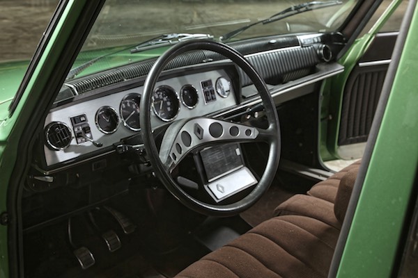 رينو في الحرب والسلم.. صنعت الدبابات صباحًا والسيارات مساءً رينو في الحرب والسلم.. صنعت الدبابات صباحًا والسيارات مساءً 6