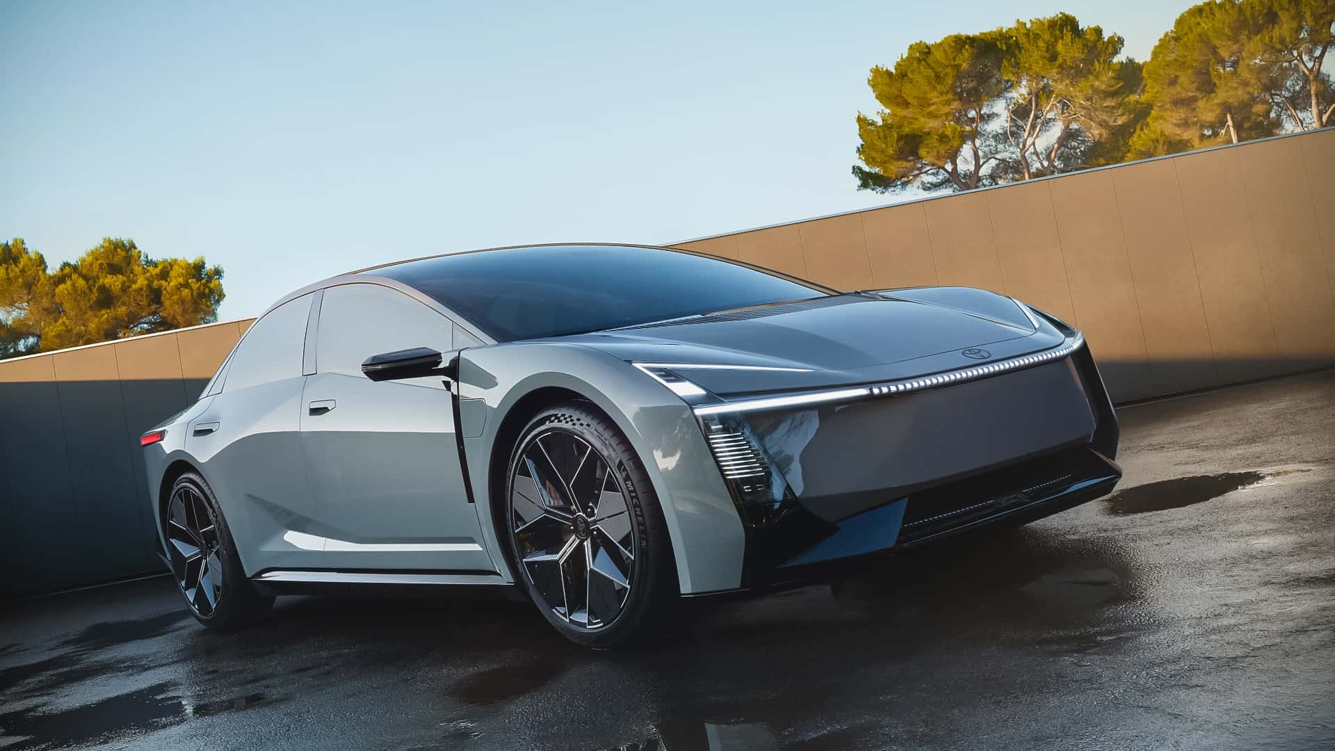 تويوتا تدشن كورولا اختبارية بلغة تصميم جديدة كلياً تمهيداً لطرحها في 2027 تويوتا تدشن كورولا اختبارية بلغة تصميم جديدة كلياً تمهيداً لطرحها في 2027 10