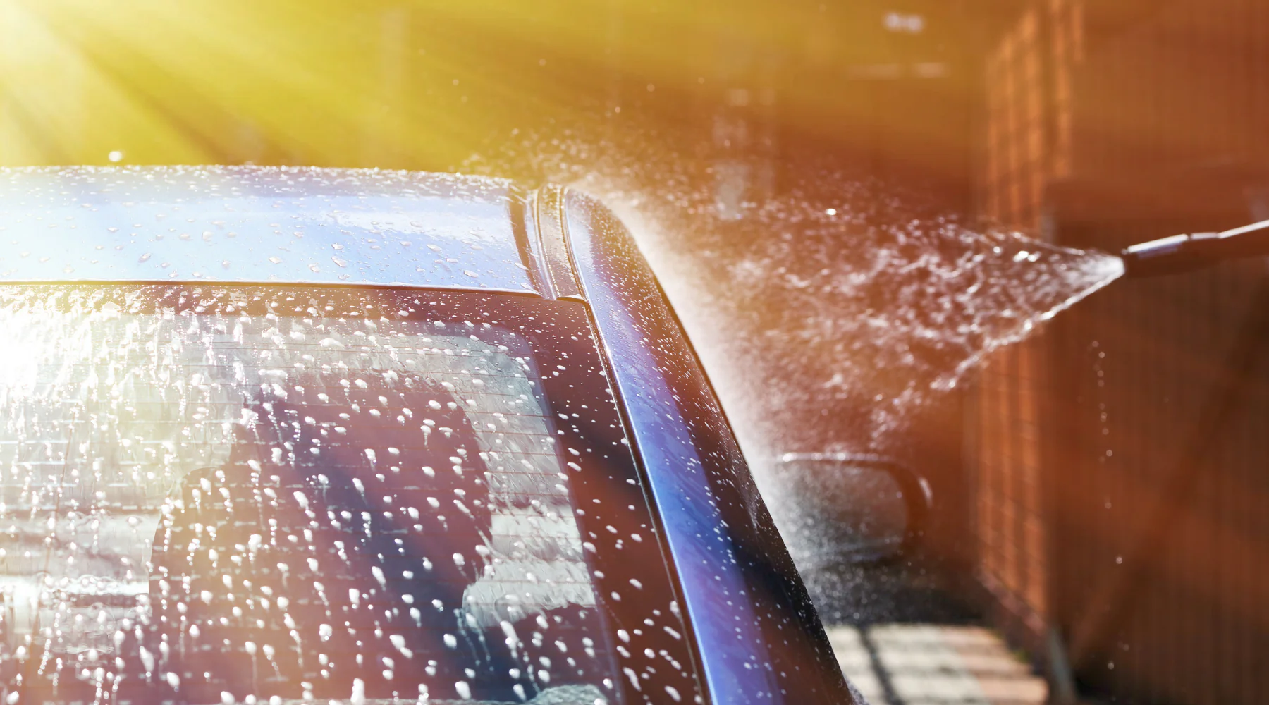 أفضل أوقات غسل السيارة في أجواء السعودية لتفادي تلف الطلاء 1