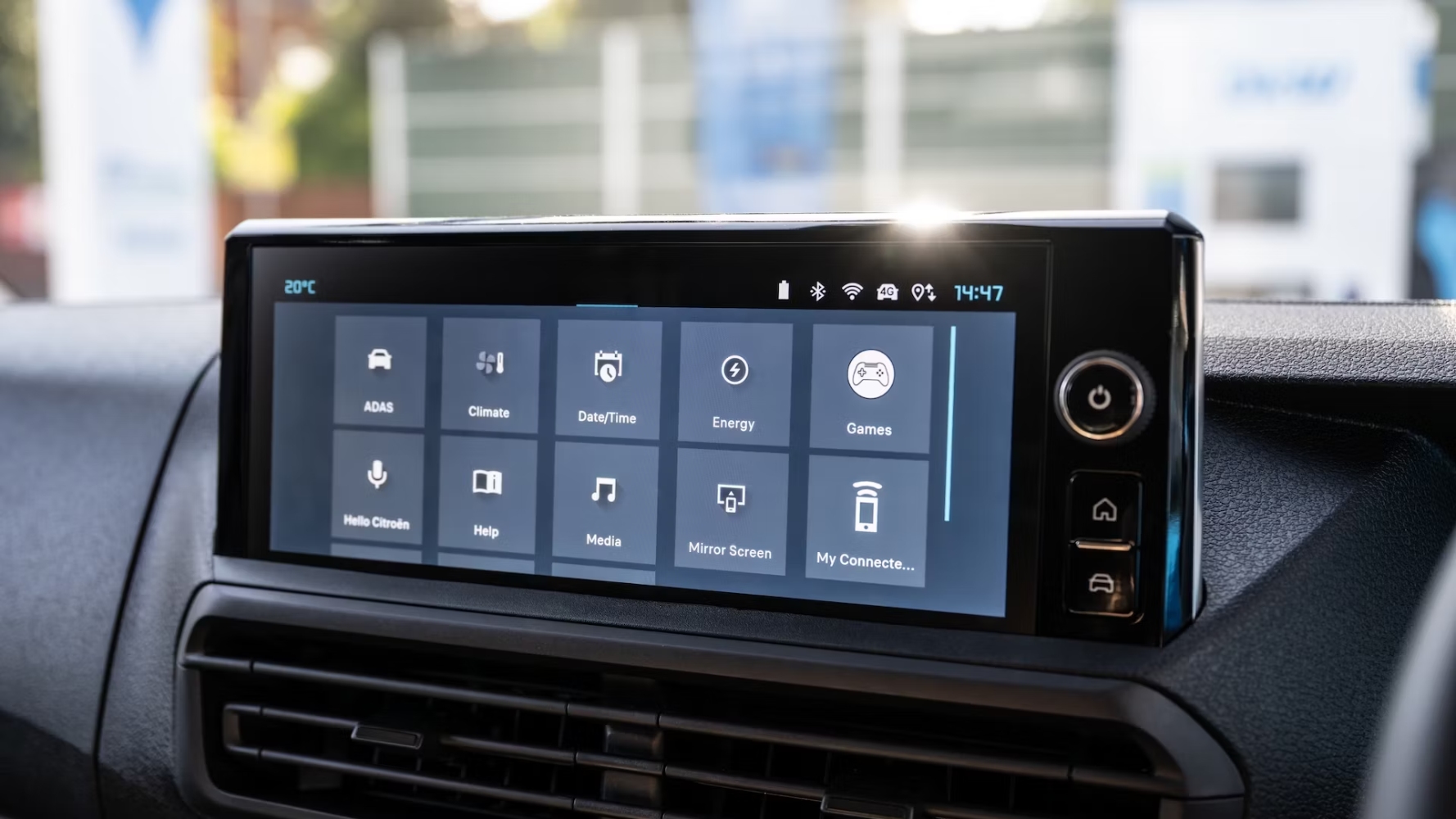 سعر اوبل فيفارو لايف 2025 16