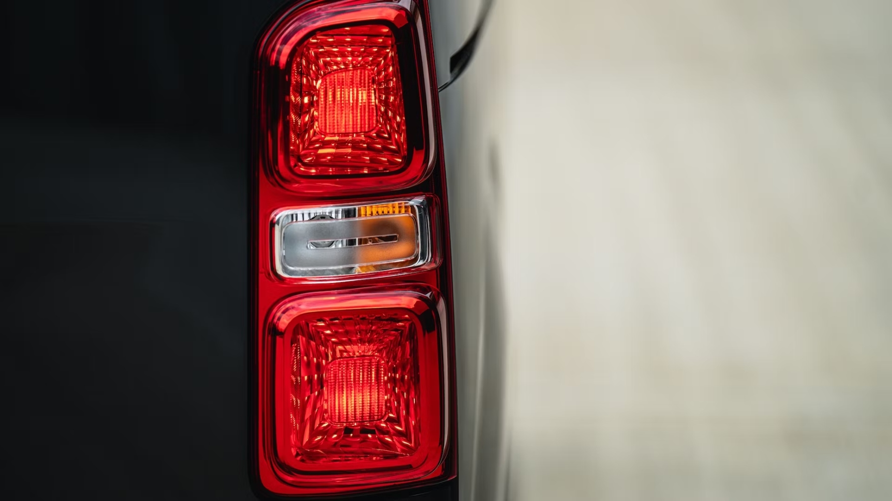 صور اوبل فيفارو لايف 2025 9