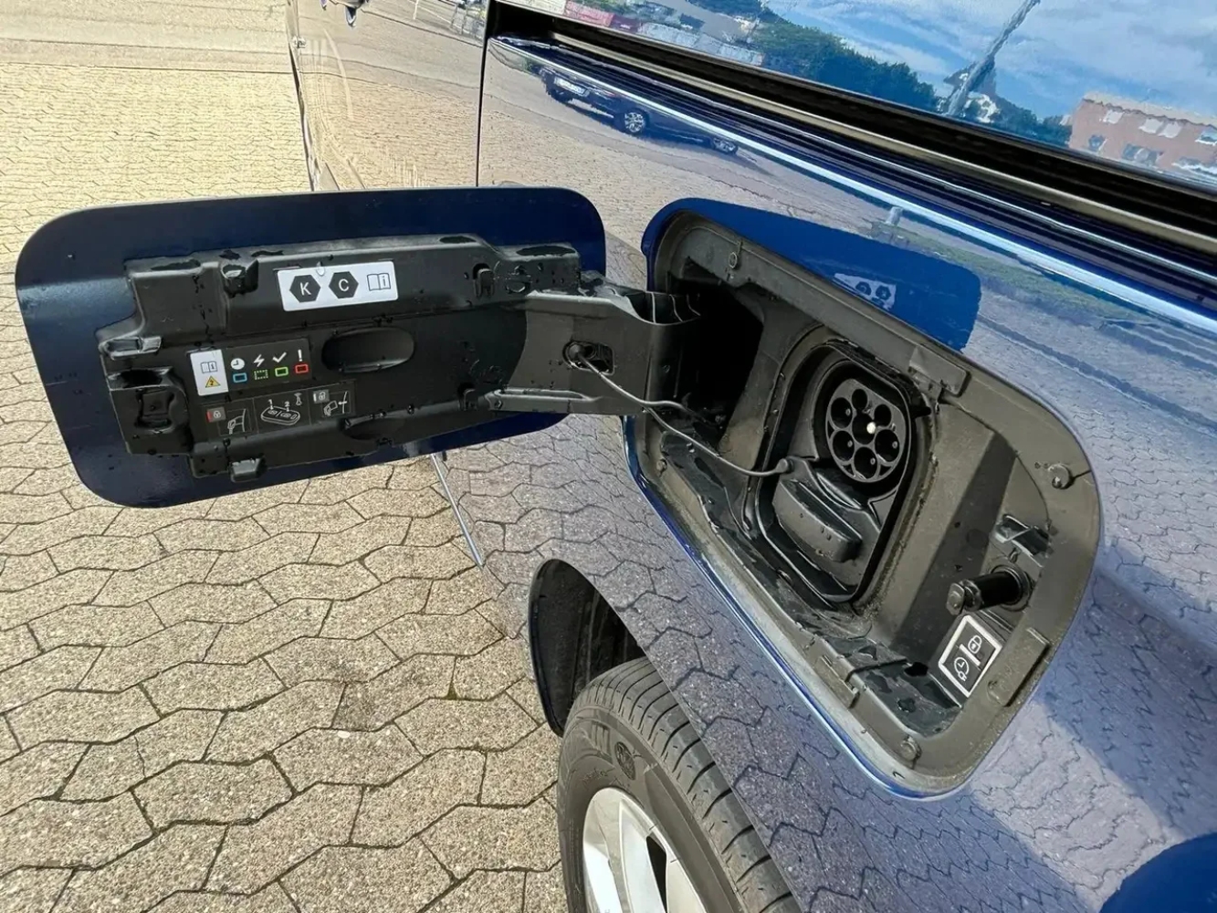 سعر اوبل كومبو لايف 2025.. ميني فان كهربائية تجمع الراحة بالتكنولوجيا سعر اوبل كومبو لايف 2025 14