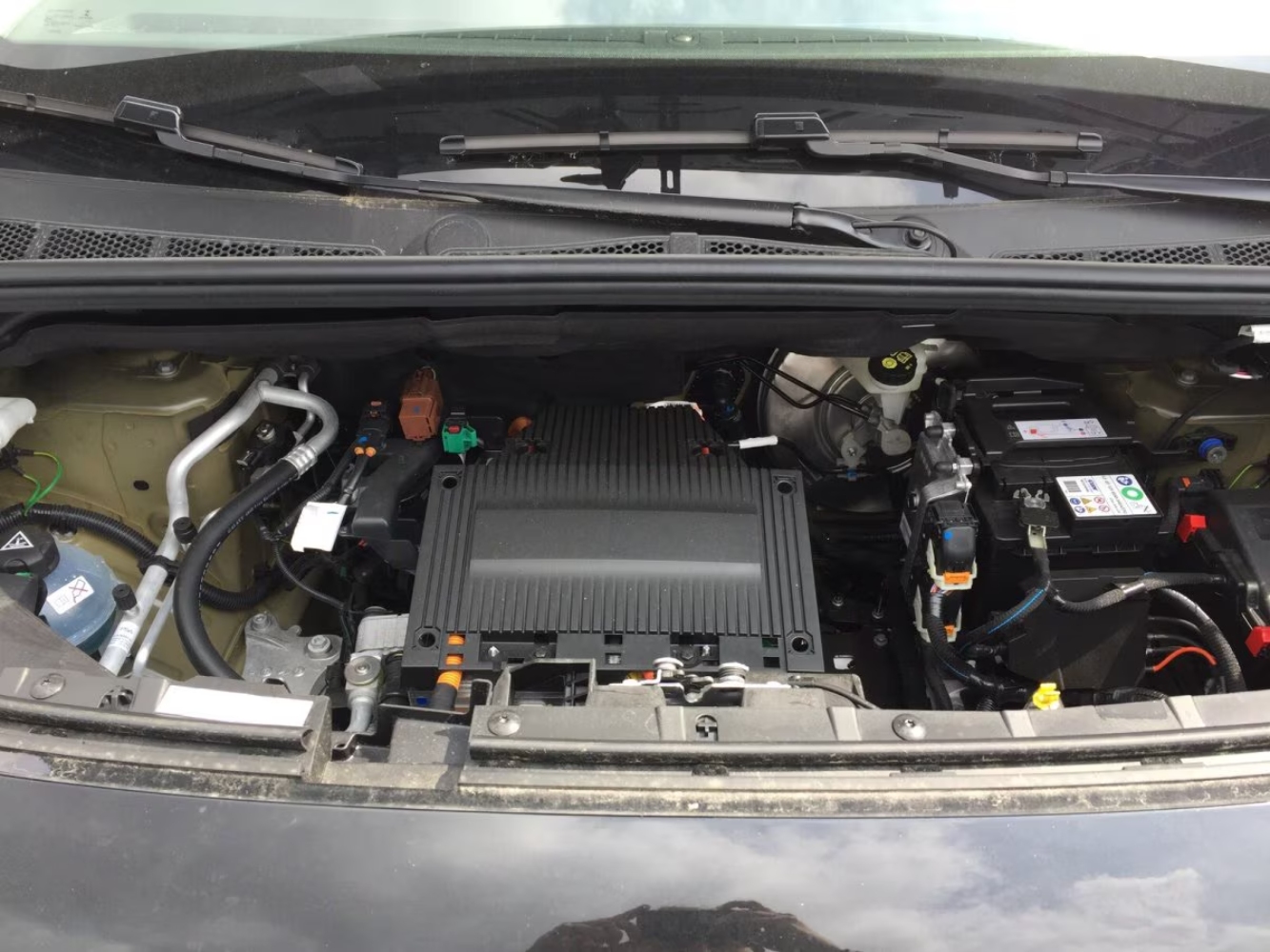 اوبل كومبو لايف 2025 الكهربائية الجديدة.. تصميم عصري وتجهيزات تفوق التوقعات اوبل كومبو لايف 2025 20