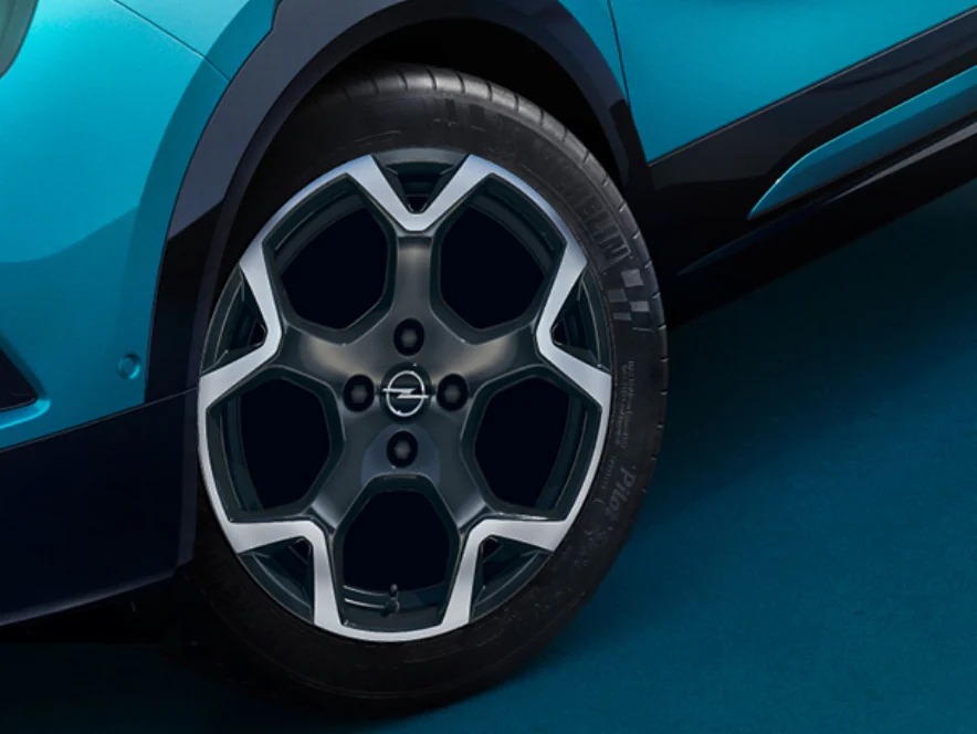 صور اوبل موكا 2025 28