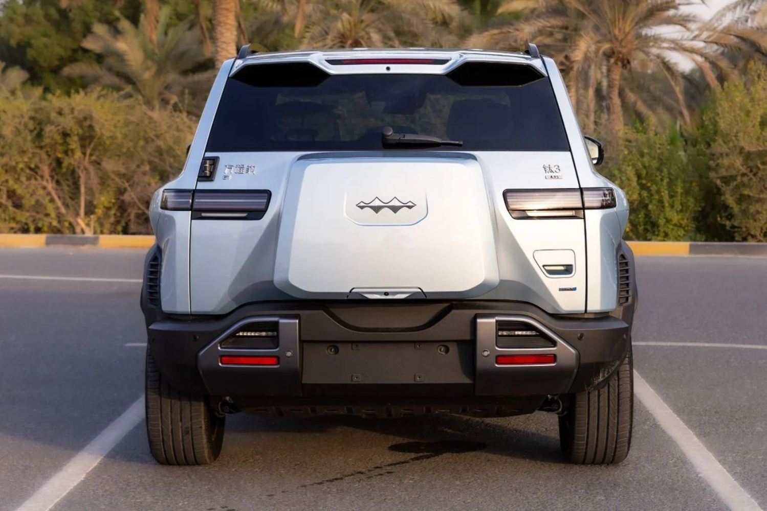 بي واي دي BYD ليوبارد 3 2025.. سيارة المستقبل تخطف الأنظار بي واي دي BYD ليوبارد 3 2025 2