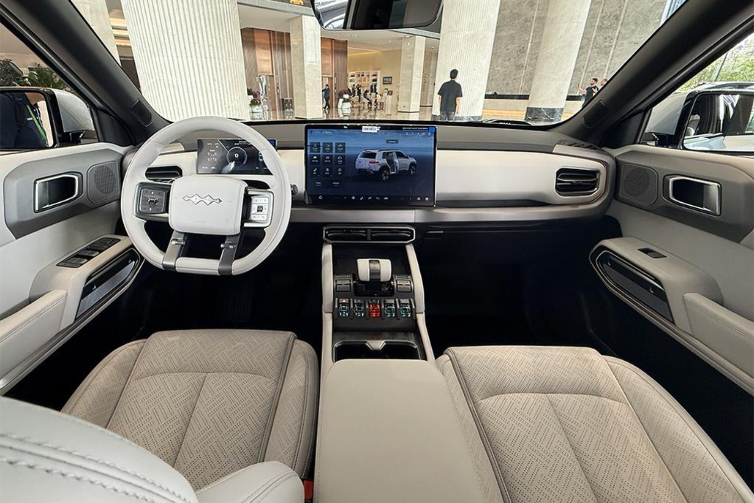 بي واي دي BYD ليوبارد 3 2025.. سيارة المستقبل تخطف الأنظار بي واي دي BYD ليوبارد 3 2025 30