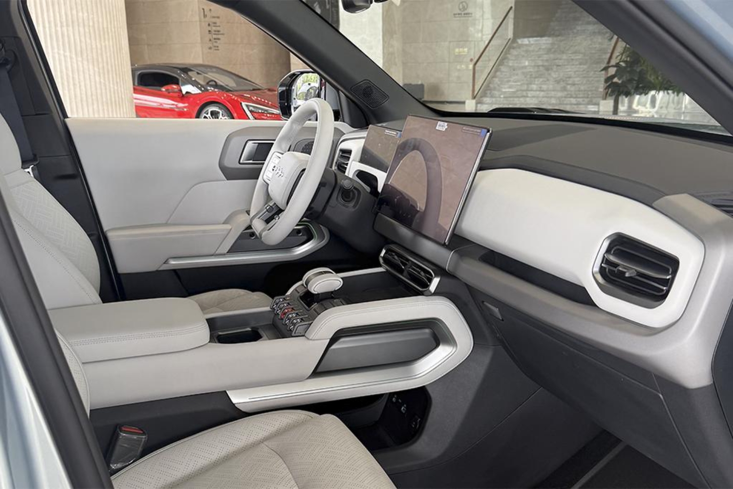 بي واي دي BYD ليوبارد 3 2025.. سيارة المستقبل تخطف الأنظار بي واي دي BYD ليوبارد 3 2025 32