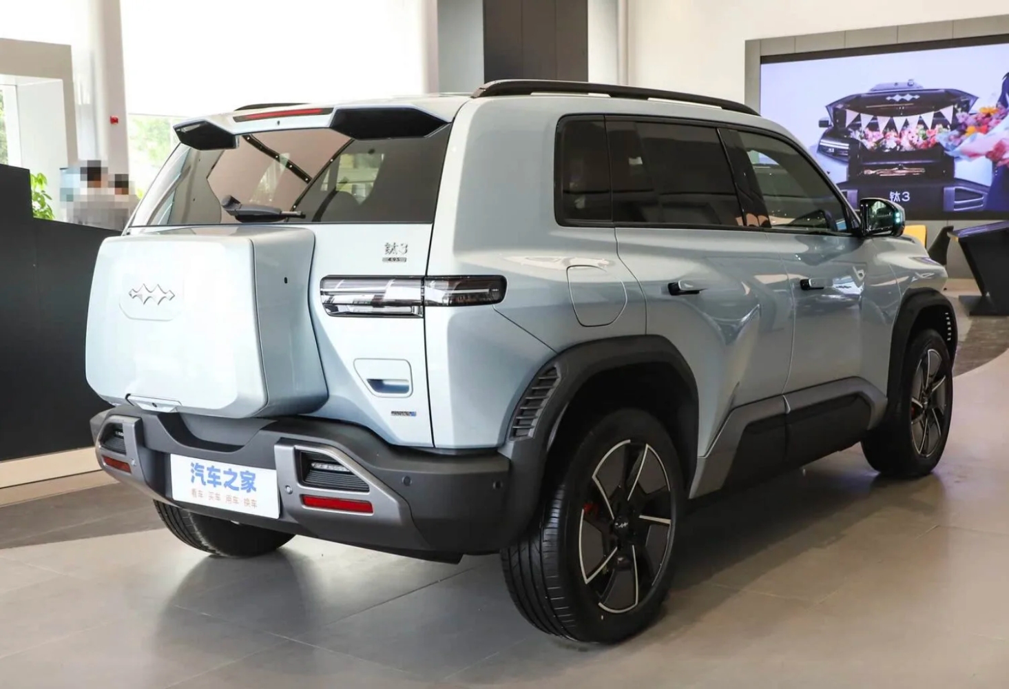 بي واي دي BYD ليوبارد 3 2025.. سيارة المستقبل تخطف الأنظار بي واي دي BYD ليوبارد 3 2025 38